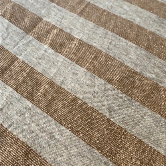 Striped gold and tan t-shirt - Picture 2 of 5